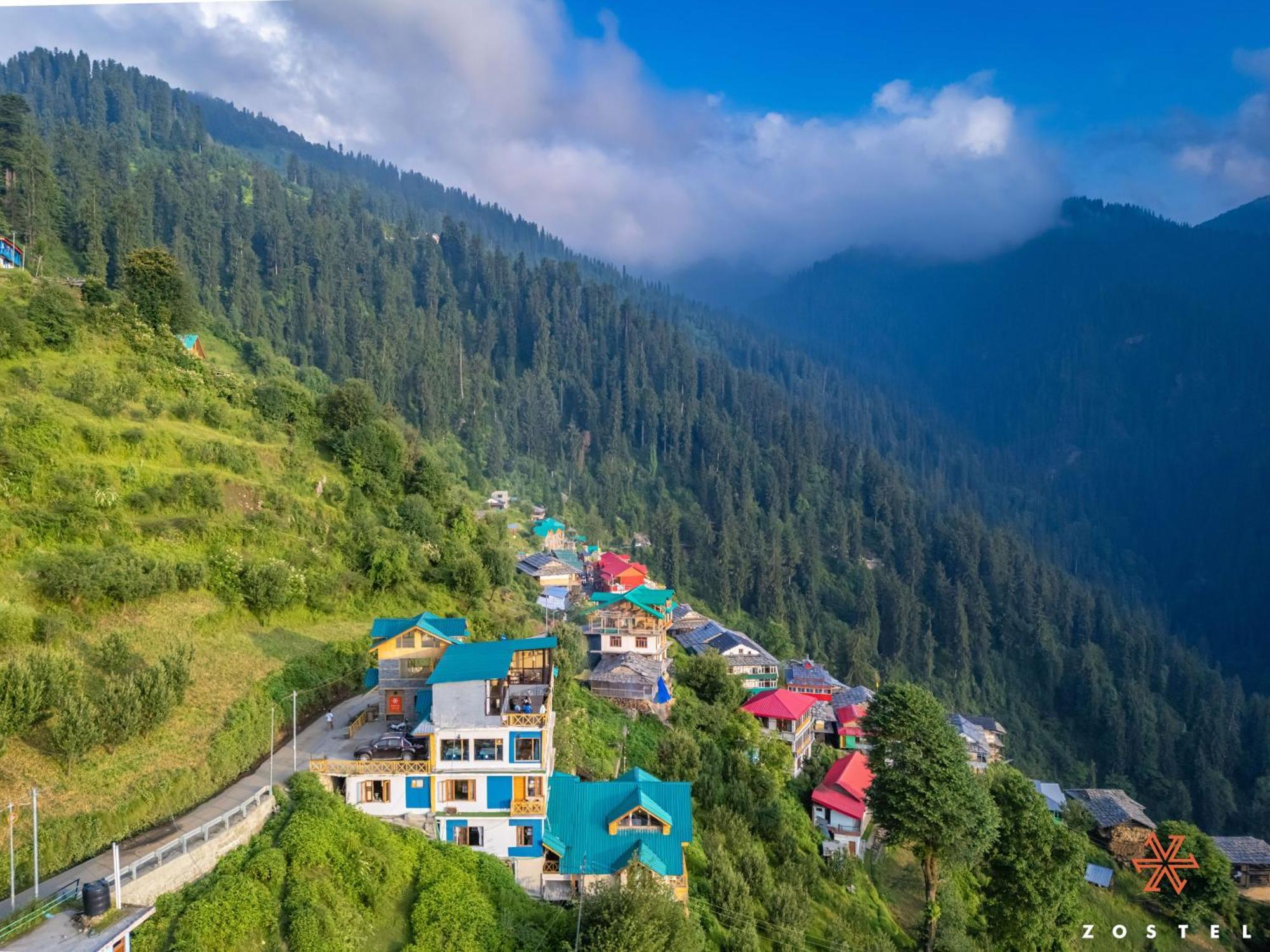 Zostel Shoja, Jibhi Hostel Exterior photo